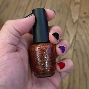 OPI NAIL LACQUER